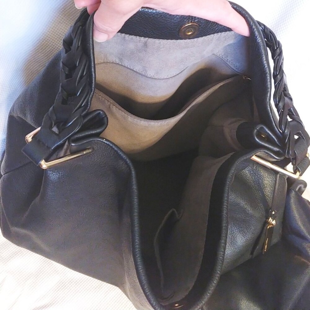 Vince Camuto Ruedi Leather Slouchy Hobo Bag in Black EUC - Picture 9 of 9